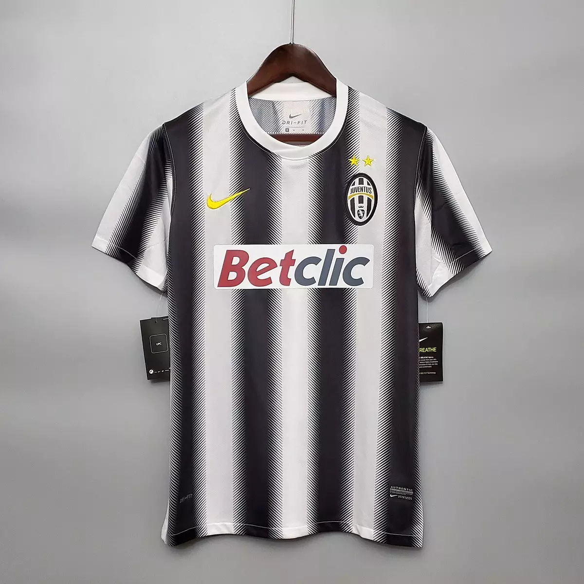 CAMISETA RETRO JUVENTUS LOCAL 2011 - 12