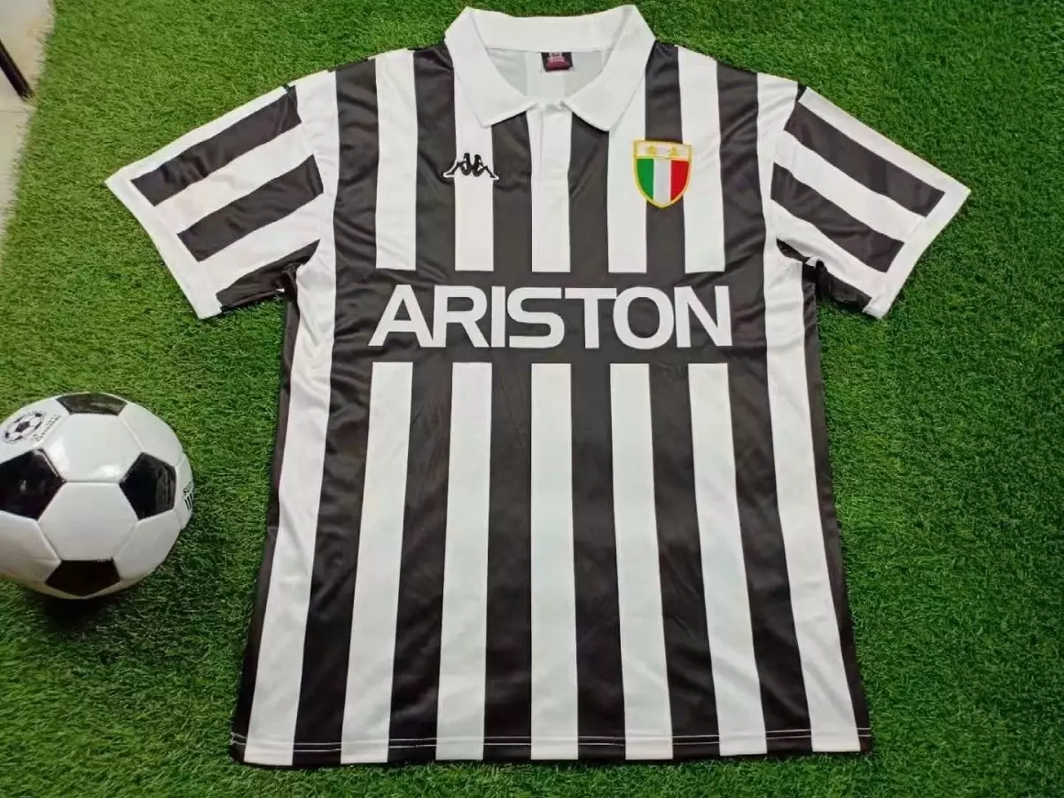 CAMISETA RETRO LOCAL JUVENTUS 1984-85